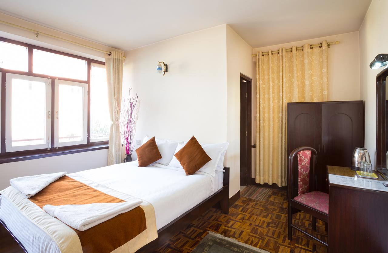 Kathmandu Nomad Hotel Екстер'єр фото