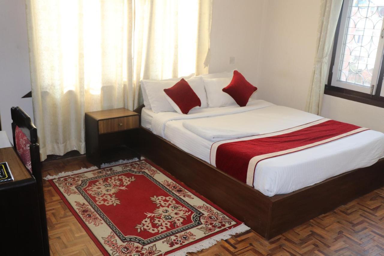 Kathmandu Nomad Hotel Екстер'єр фото