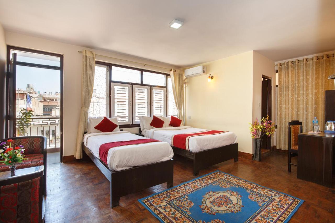 Kathmandu Nomad Hotel Екстер'єр фото