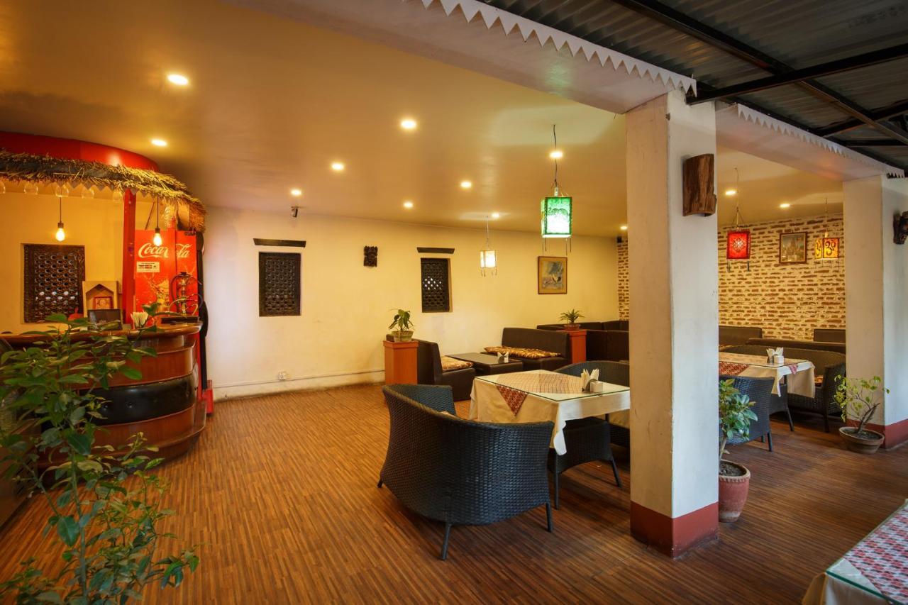 Kathmandu Nomad Hotel Екстер'єр фото