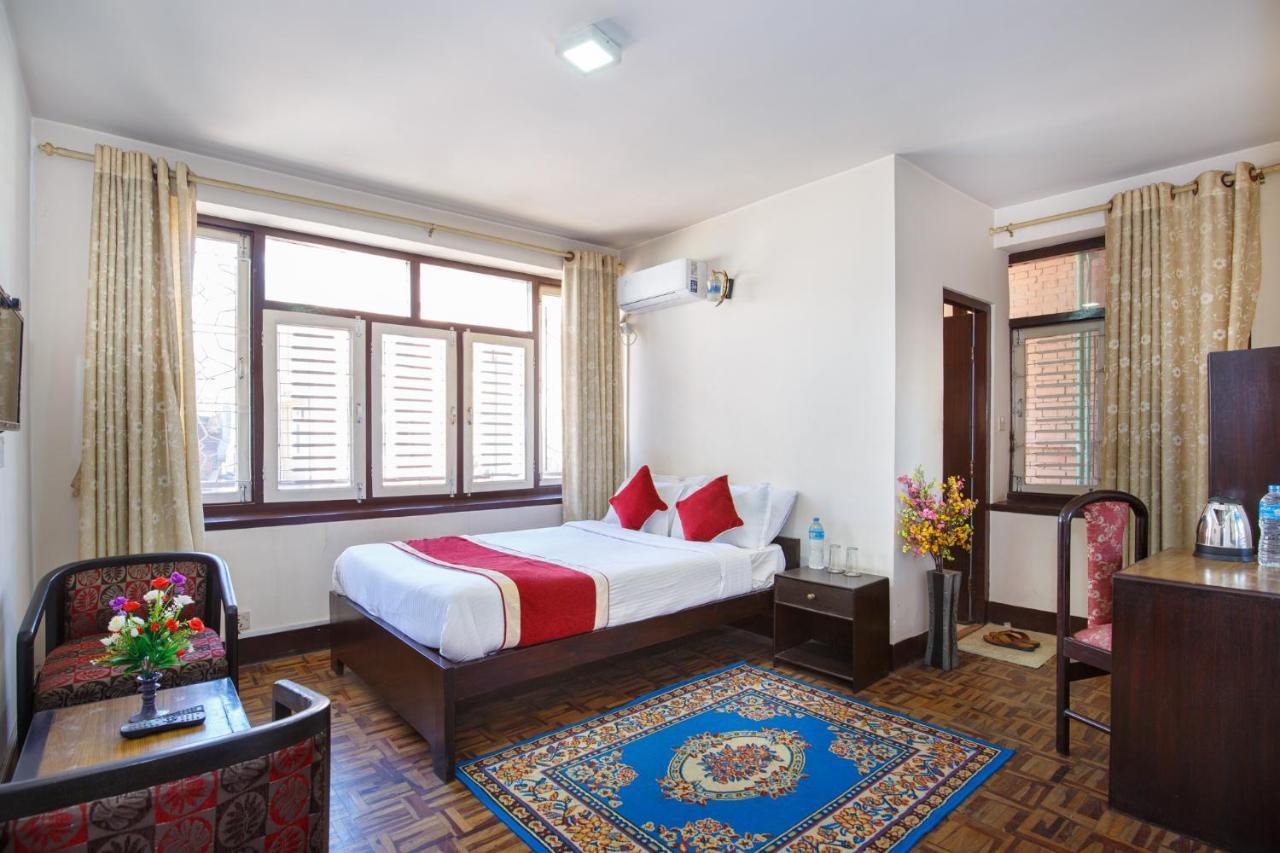 Kathmandu Nomad Hotel Екстер'єр фото